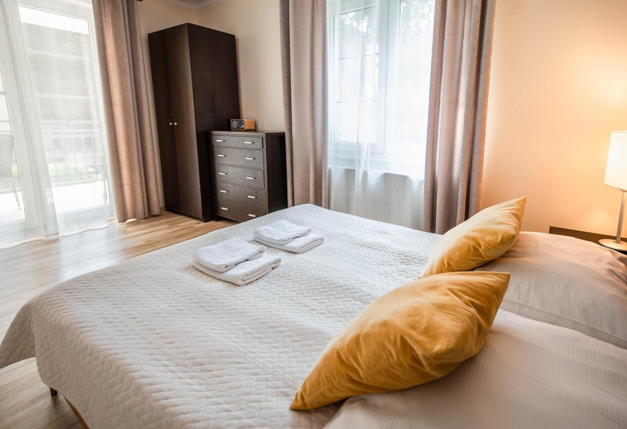 Apartamenty Na Wyspie - Villa Park - Parking Свіноуйсьце Екстер'єр фото